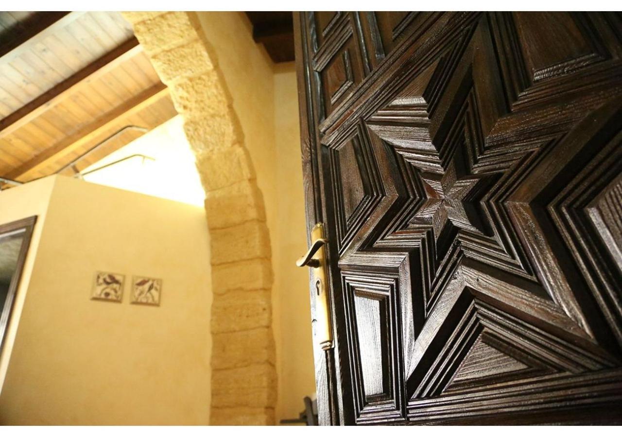 La Casona De Calderon Gastronomic & Boutique Hotel Osuna Esterno foto
