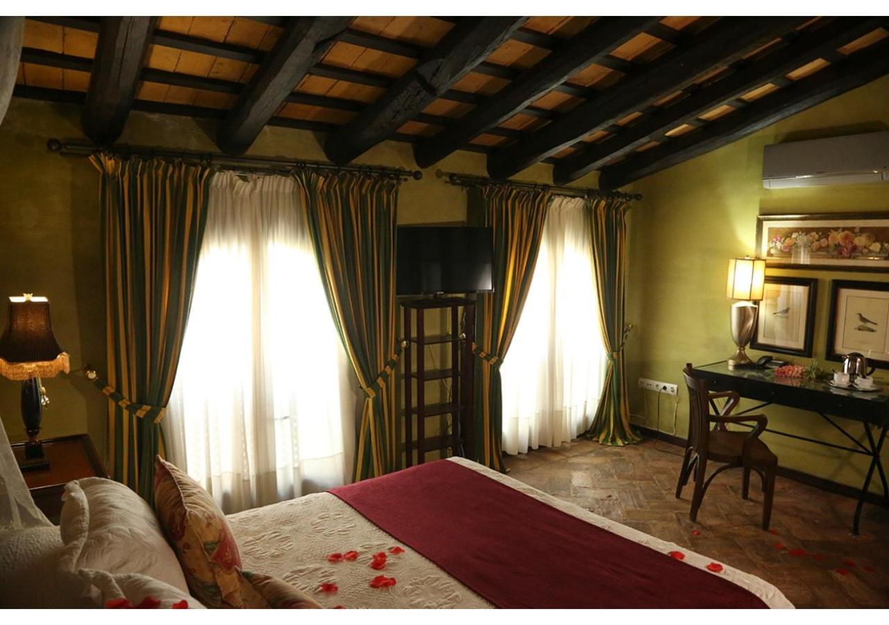 La Casona De Calderon Gastronomic & Boutique Hotel Osuna Esterno foto