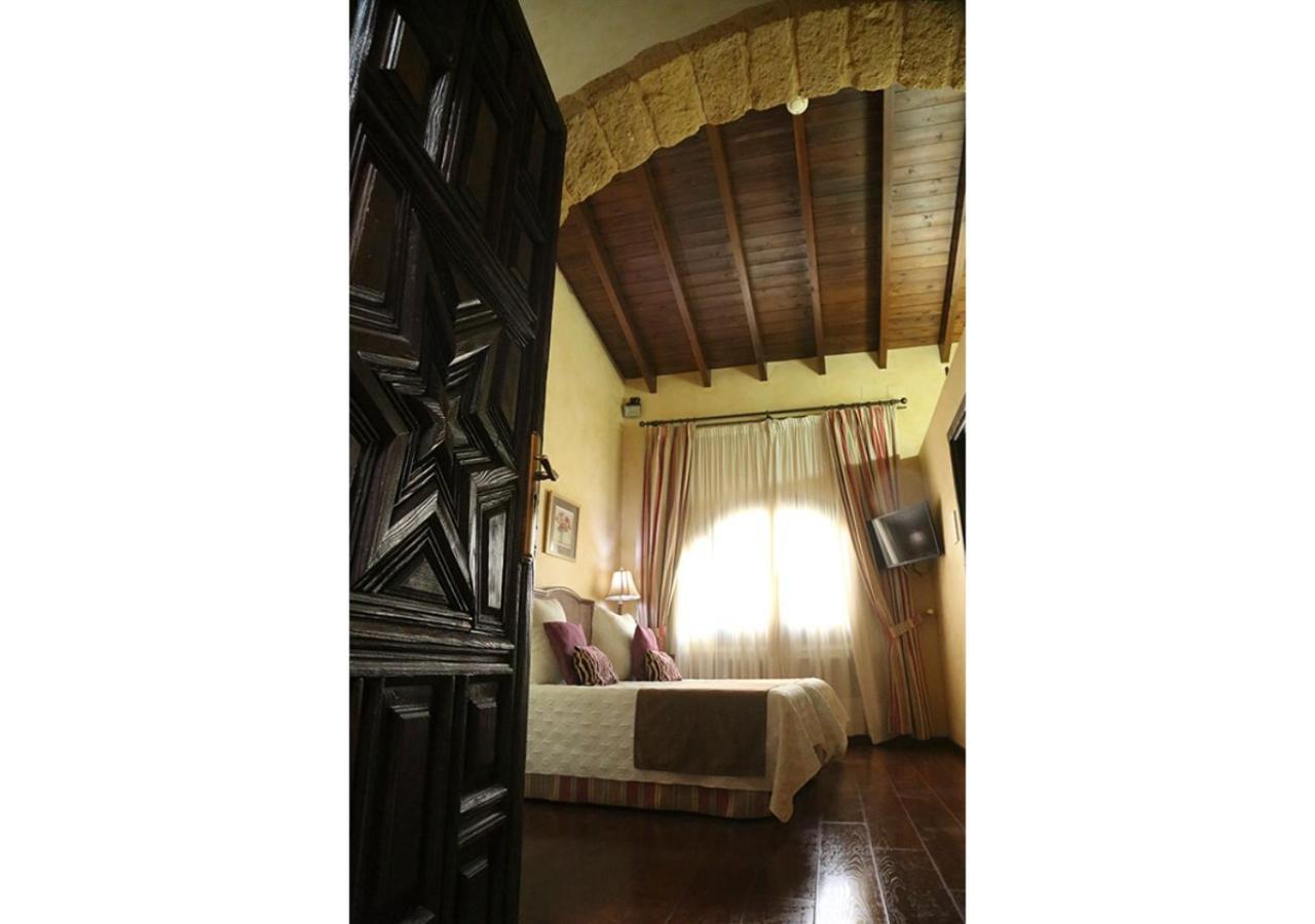 La Casona De Calderon Gastronomic & Boutique Hotel Osuna Esterno foto